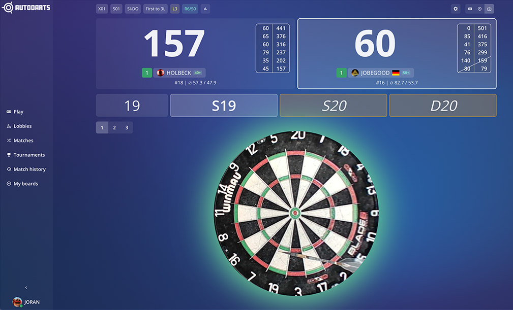 Autodarts-Scoreboard auf einem Laptop